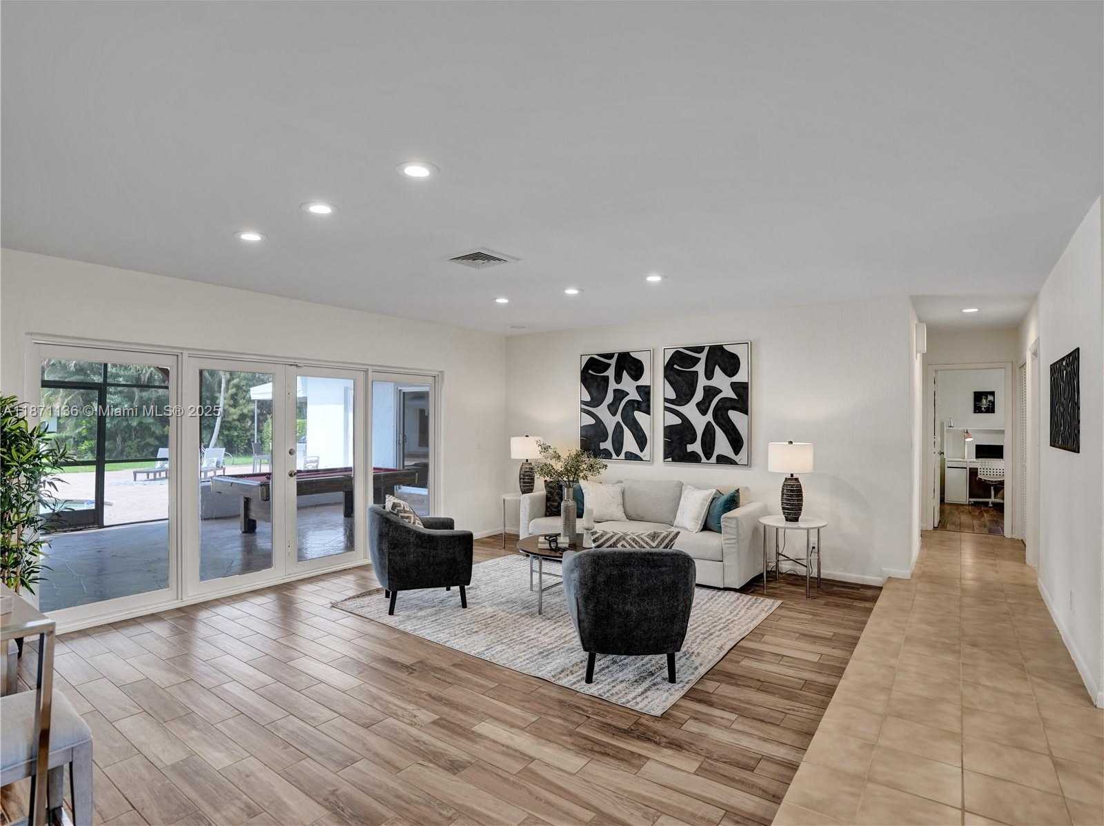 Small Image of 11300 SHADY LANE, Plantation Number 65