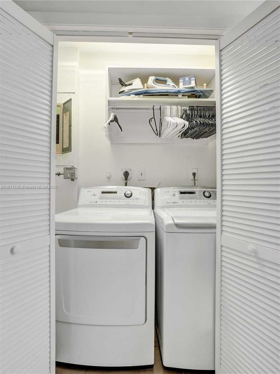 Small Image of 11300 SHADY LANE, Plantation Number 66