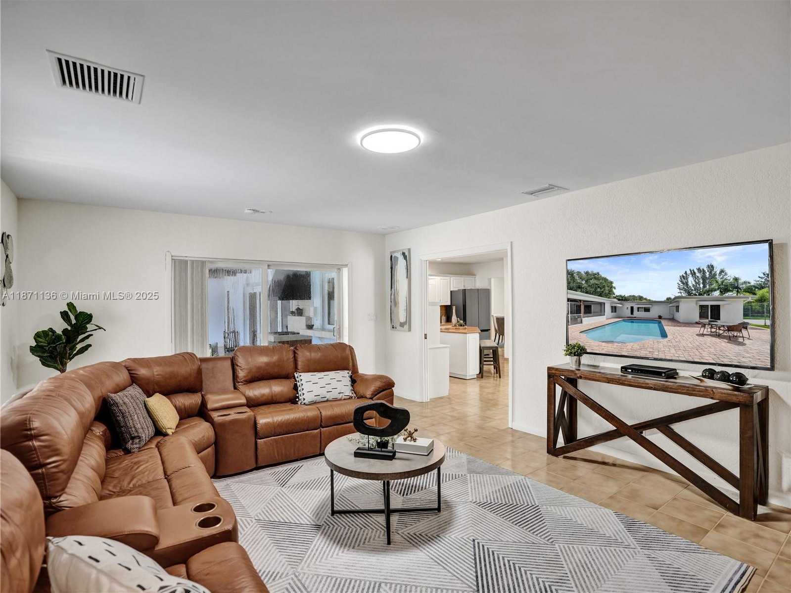 Small Image of 11300 SHADY LANE, Plantation Number 69