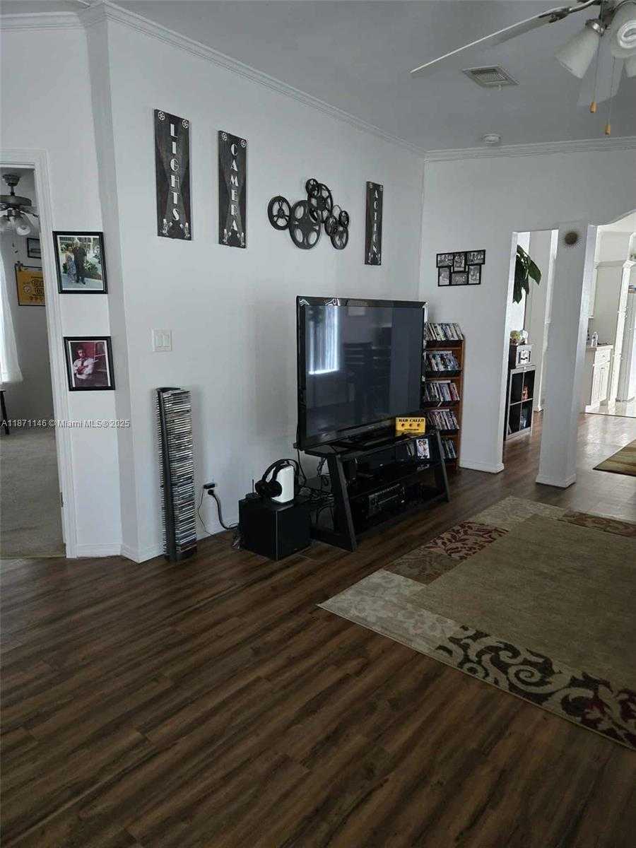 Small Image of 10550 WEST STATE ROAD 84 LOT #383, Davie Number 11