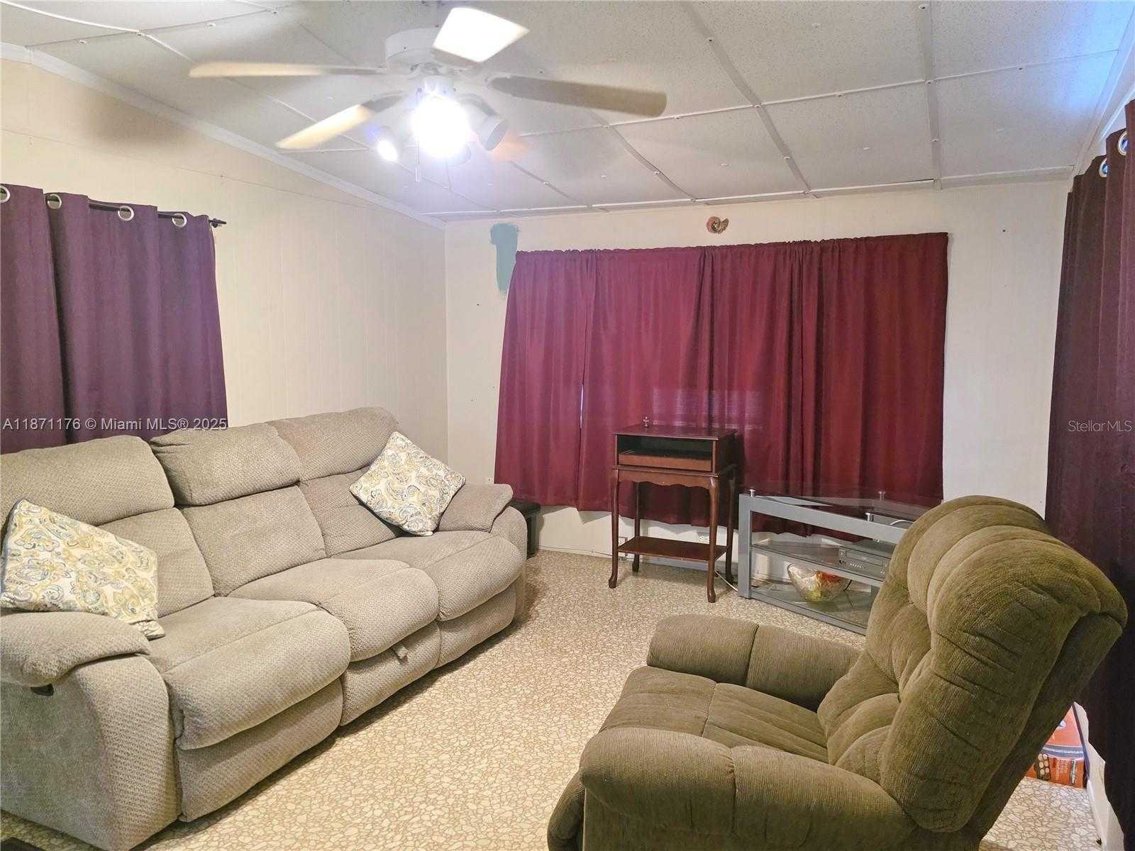 Small Image of 1065 25TH STREET, Bulkhead Ridge Number 10