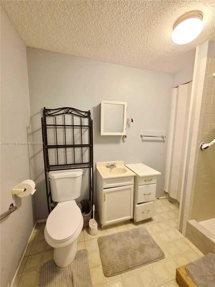 Small Image of 1065 25TH STREET, Bulkhead Ridge Number 15