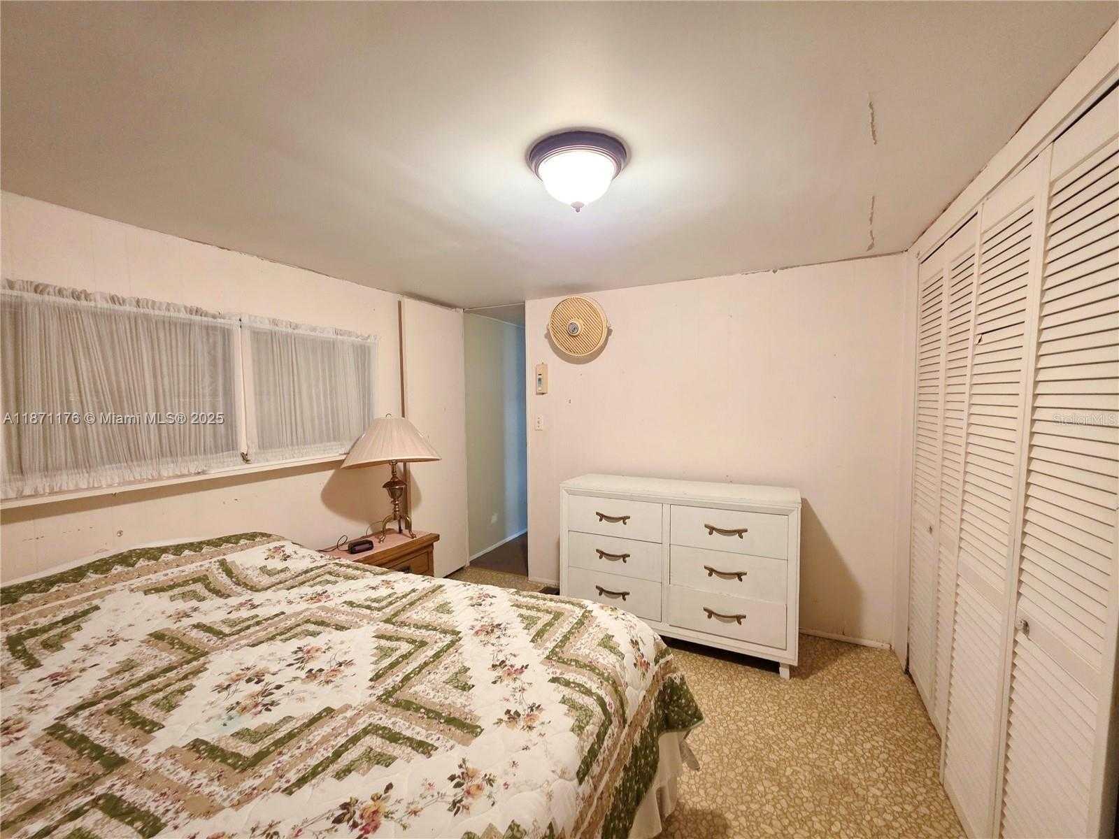 Small Image of 1065 25TH STREET, Bulkhead Ridge Number 19