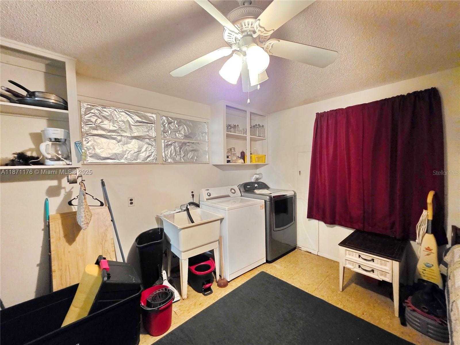 Small Image of 1065 25TH STREET, Bulkhead Ridge Number 31