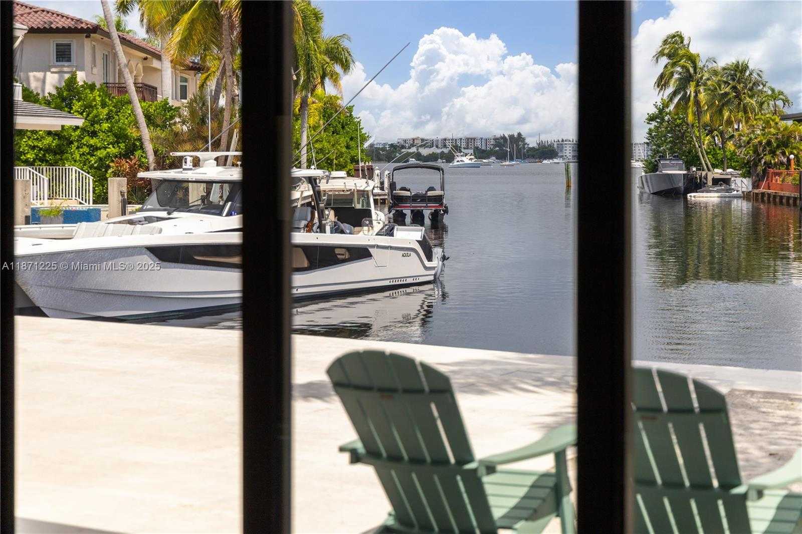 Small Image of 2925 NORTH EAST 164TH ST, North Miami Beach Number 24