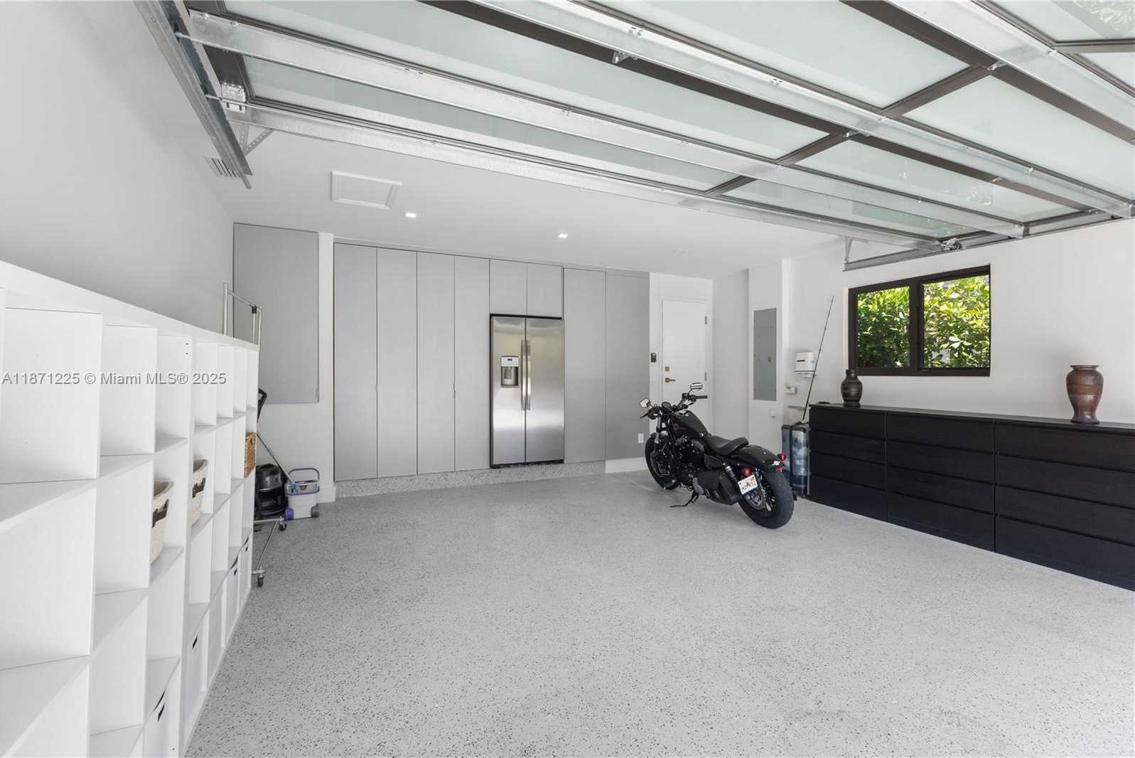 Small Image of 2925 NORTH EAST 164TH ST, North Miami Beach Number 48
