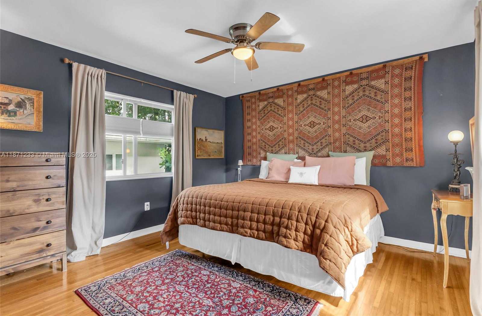 Small Image of 415 VELARDE AVE, Coral Gables Number 15