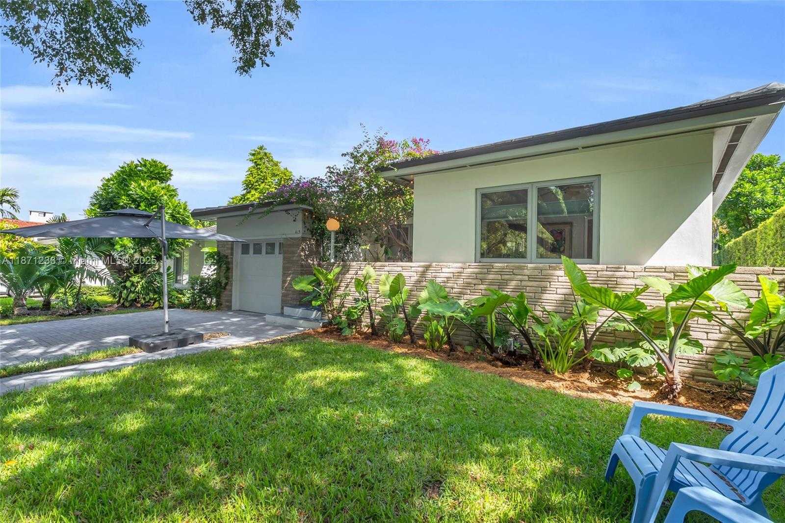 Small Image of 415 VELARDE AVE, Coral Gables Number 25