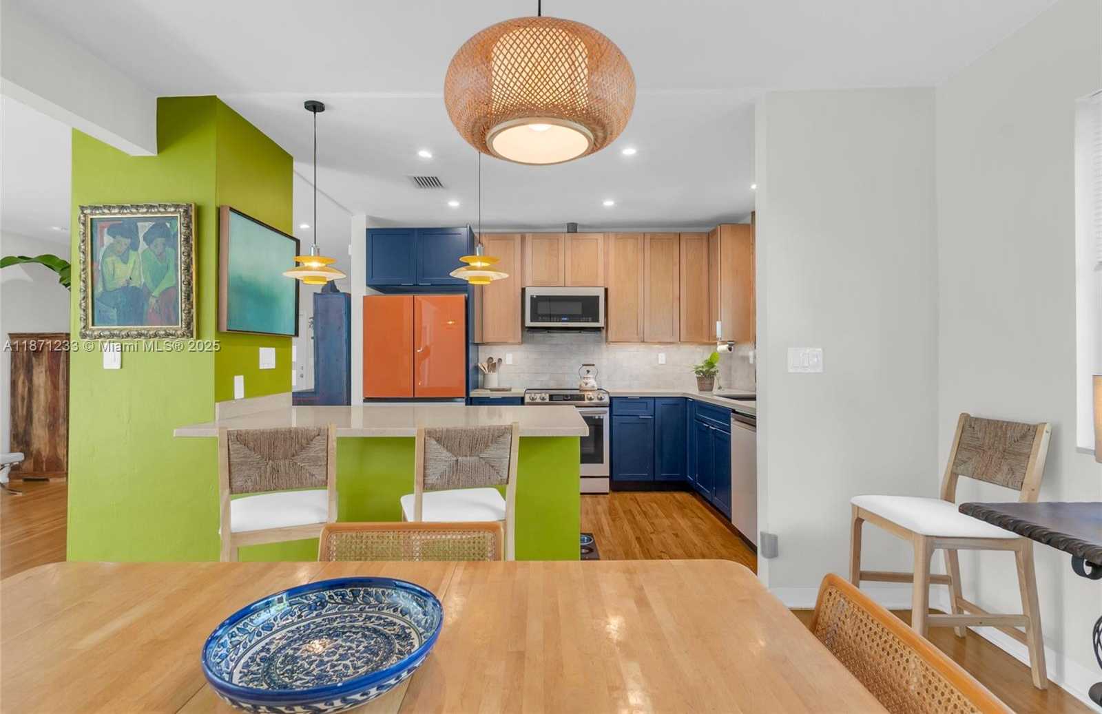 Small Image of 415 VELARDE AVE, Coral Gables Number 9