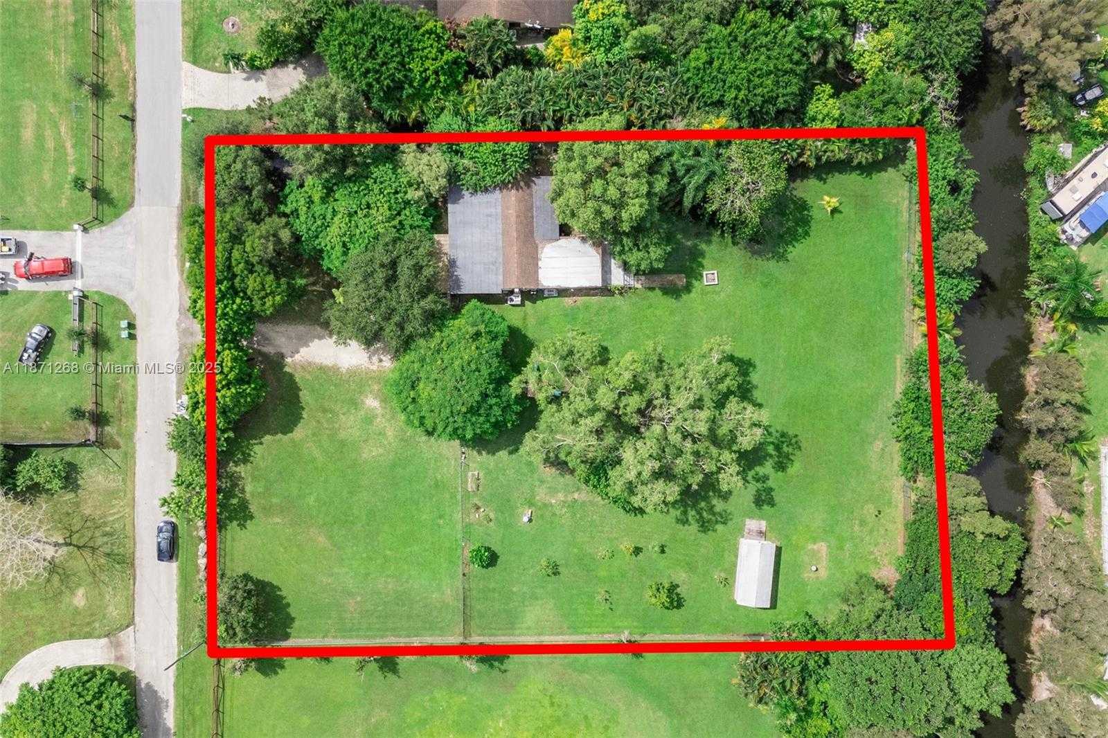Small Image of 1621 SOUTH WEST 117TH AVE, Davie Number 2