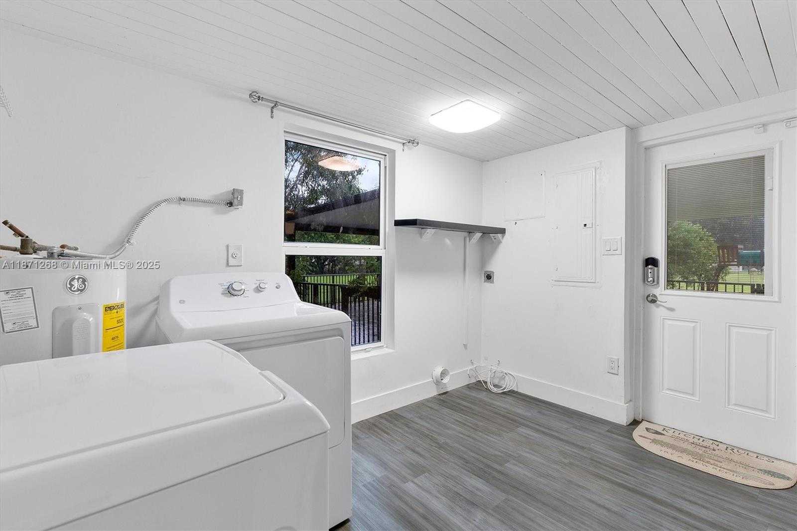 Small Image of 1621 SOUTH WEST 117TH AVE, Davie Number 22