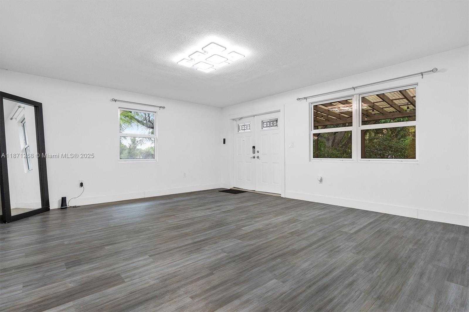 Small Image of 1621 SOUTH WEST 117TH AVE, Davie Number 6