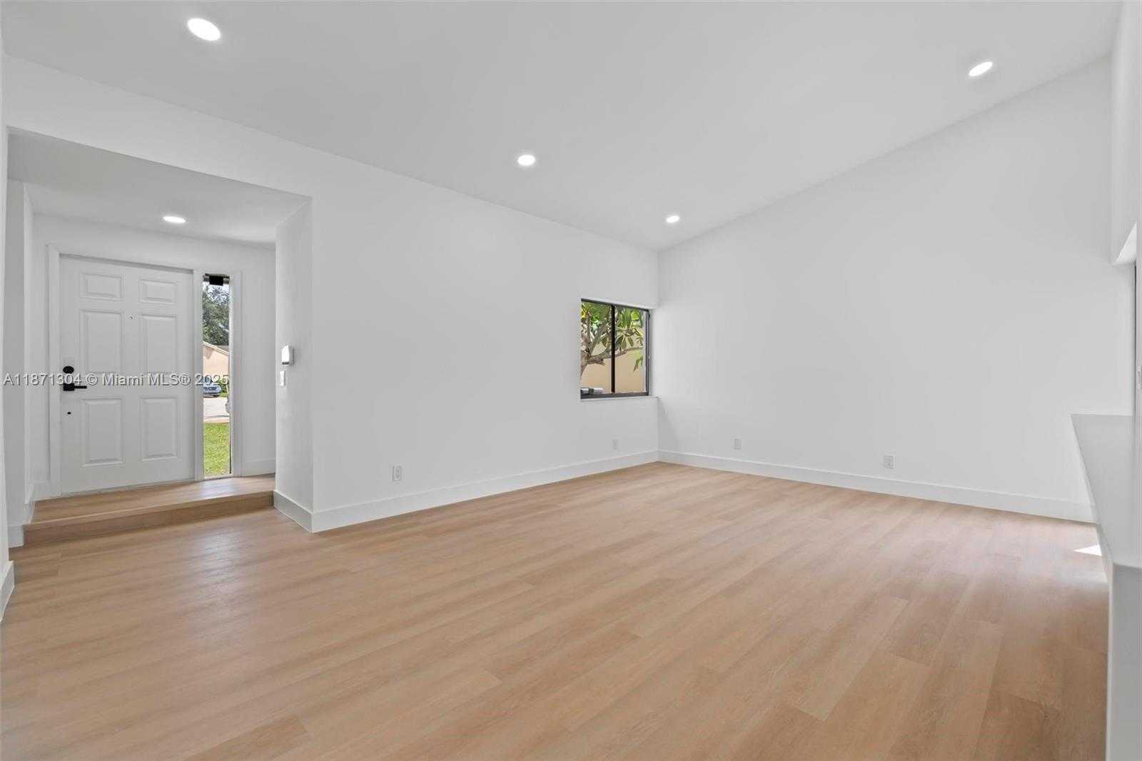 Small Image of 1720 SOUTH WEST 86TH AVE, Miramar Number 11