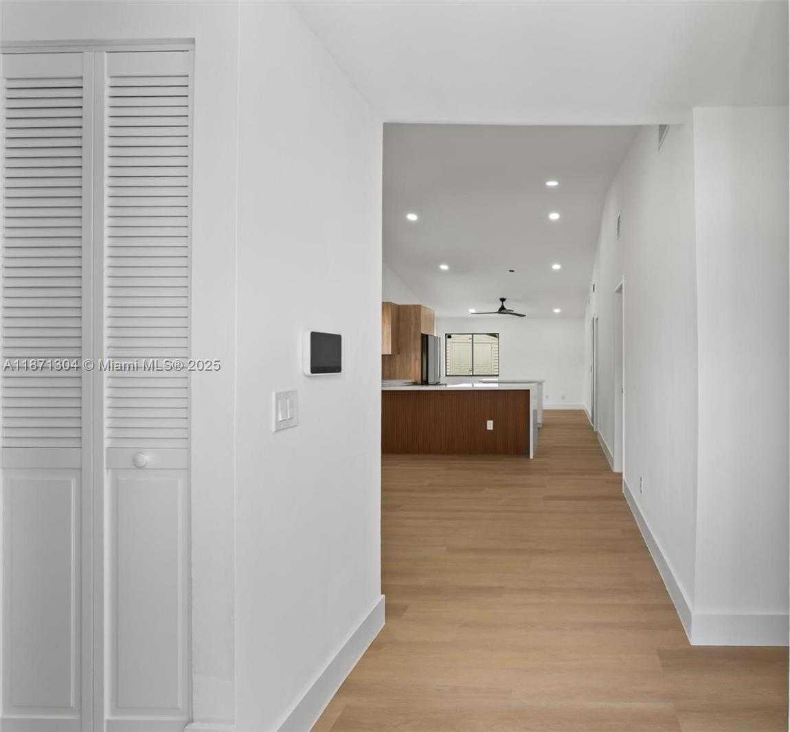 Small Image of 1720 SOUTH WEST 86TH AVE, Miramar Number 5