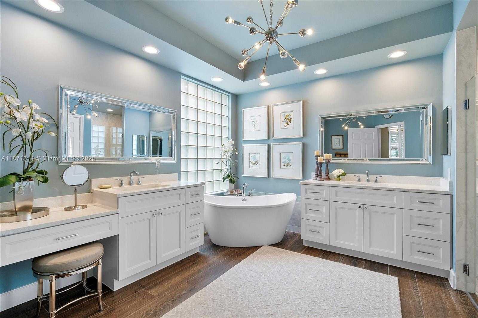 Small Image of 2557 BAY POINTE DR, Weston Number 18