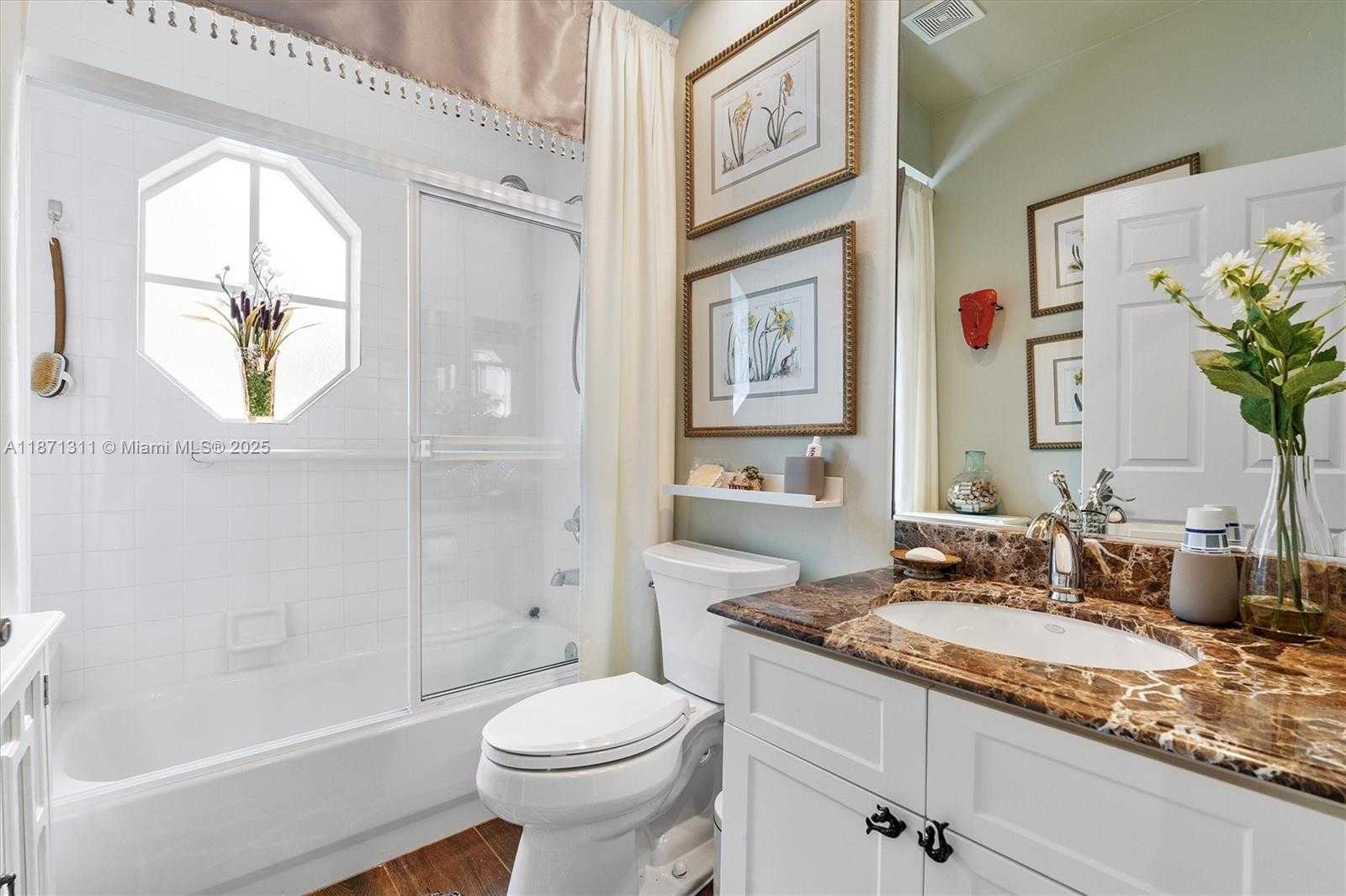 Small Image of 2557 BAY POINTE DR, Weston Number 23