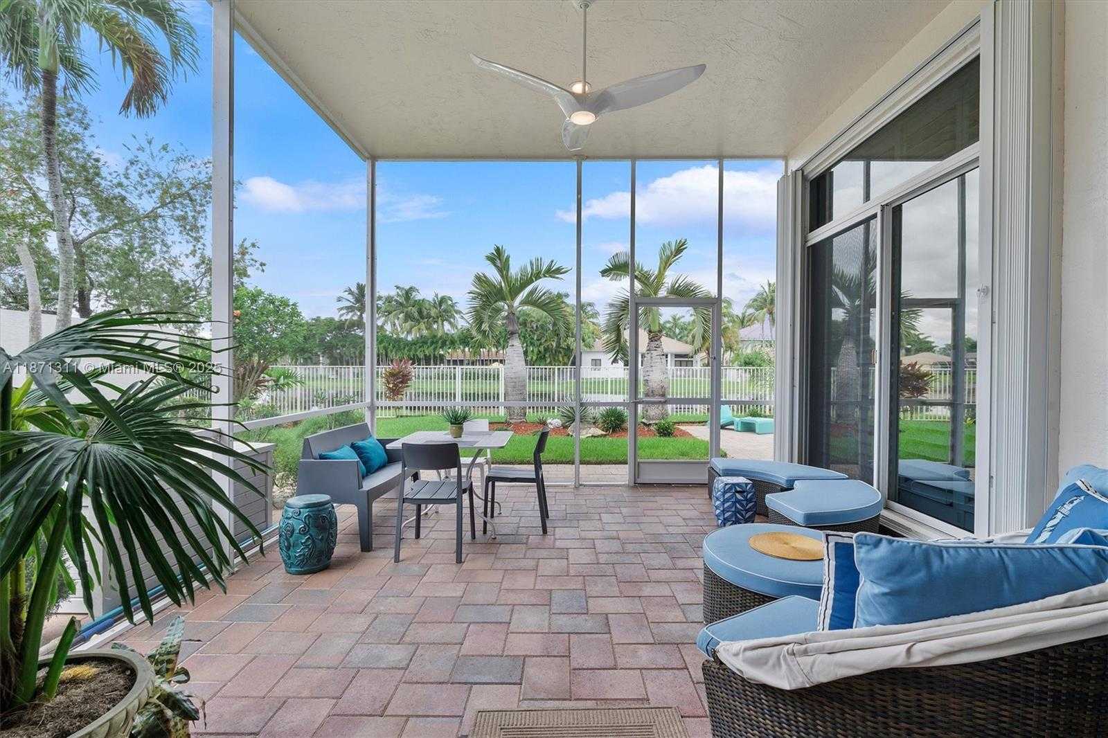 Small Image of 2557 BAY POINTE DR, Weston Number 26