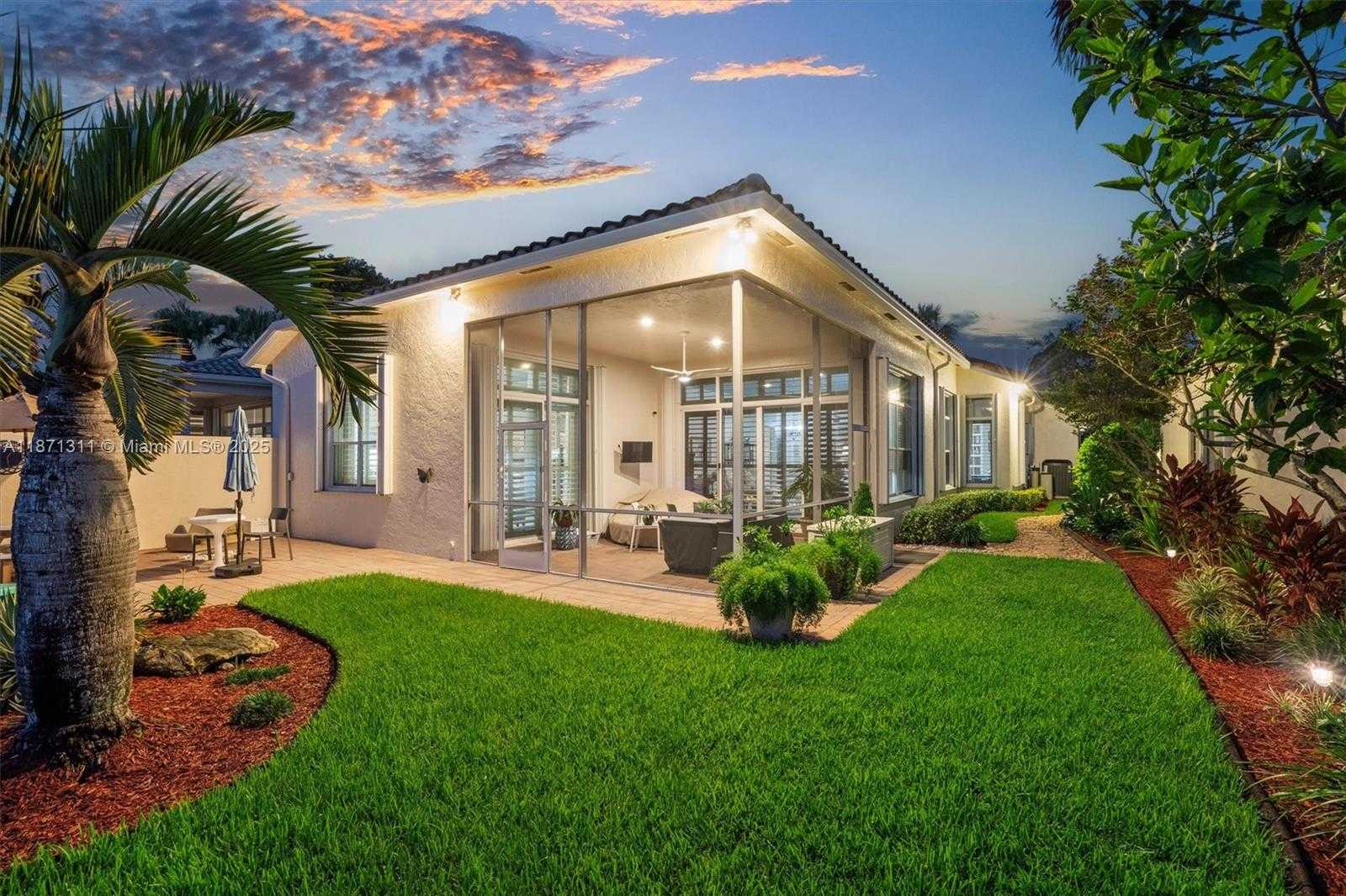 Small Image of 2557 BAY POINTE DR, Weston Number 30