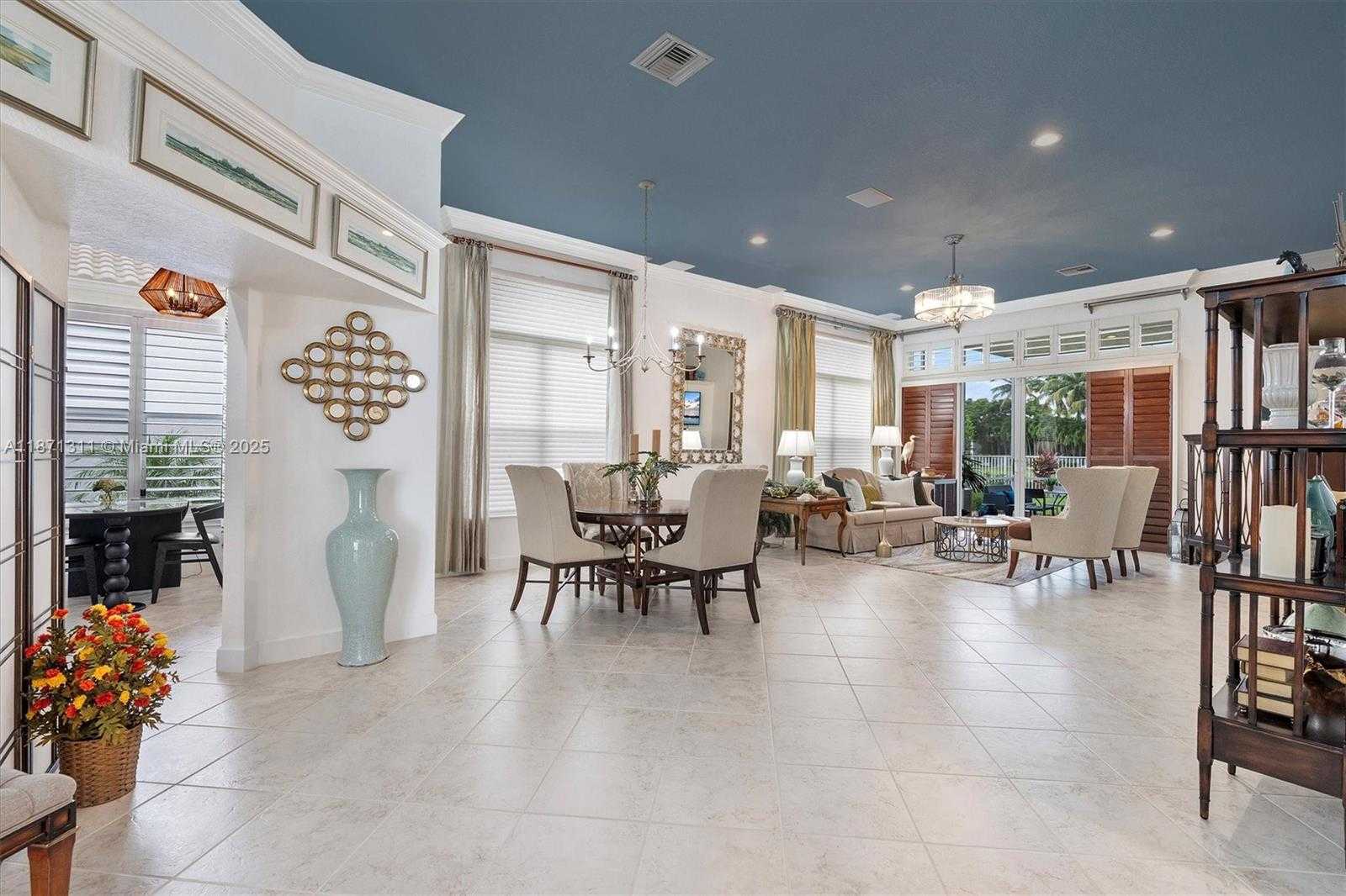 Small Image of 2557 BAY POINTE DR, Weston Number 5