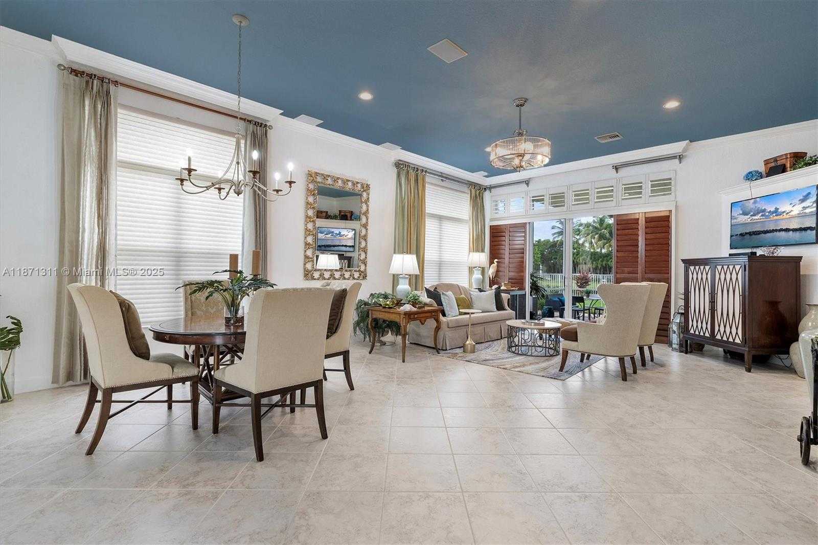 Small Image of 2557 BAY POINTE DR, Weston Number 8