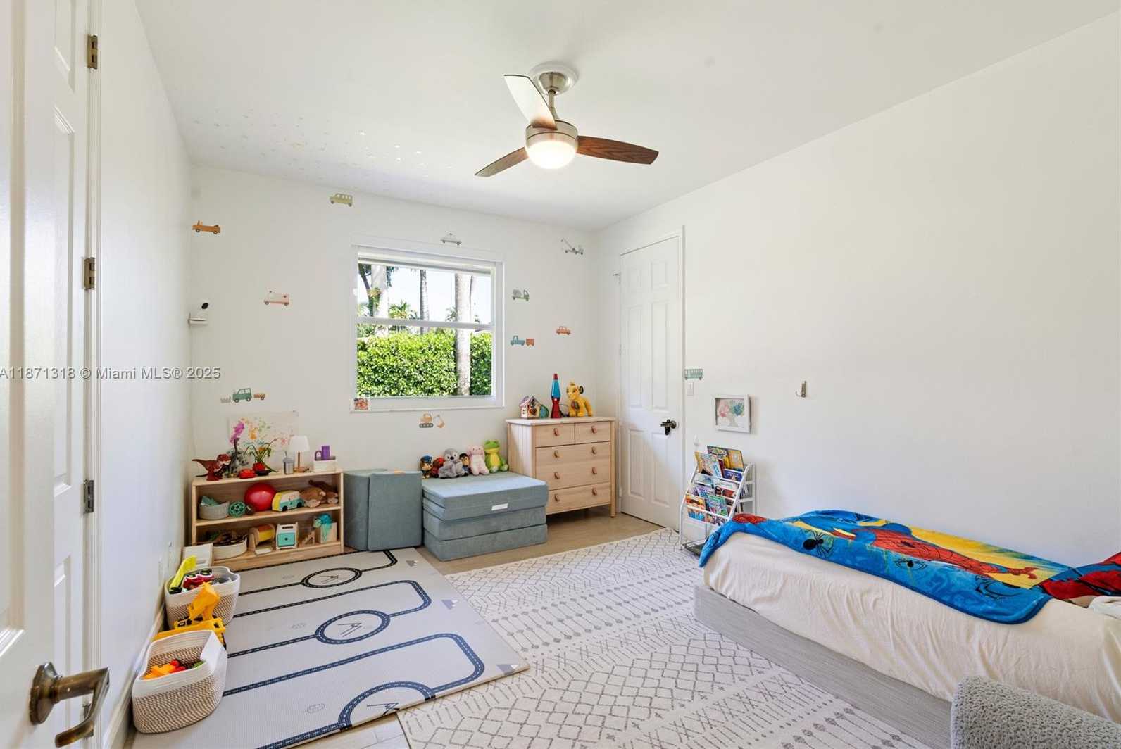 Small Image of 11174 SOUTH WEST 37TH MNR, Davie Number 26