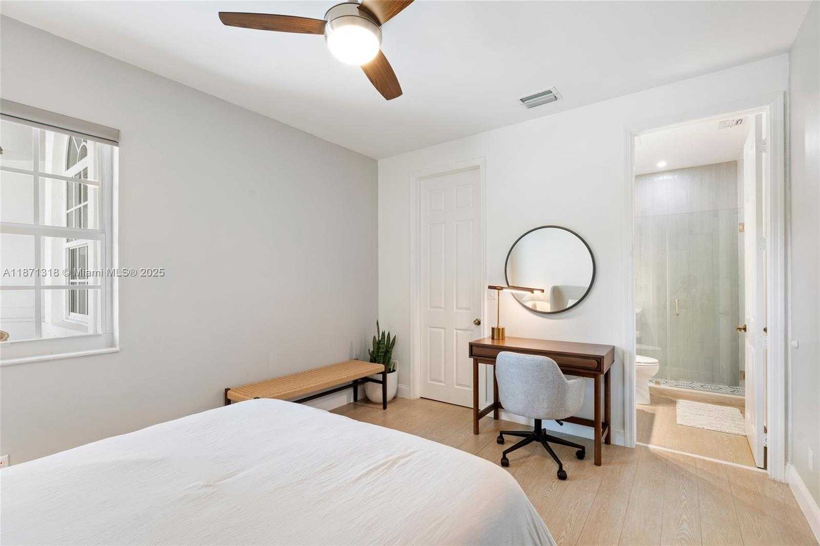 Small Image of 11174 SOUTH WEST 37TH MNR, Davie Number 27