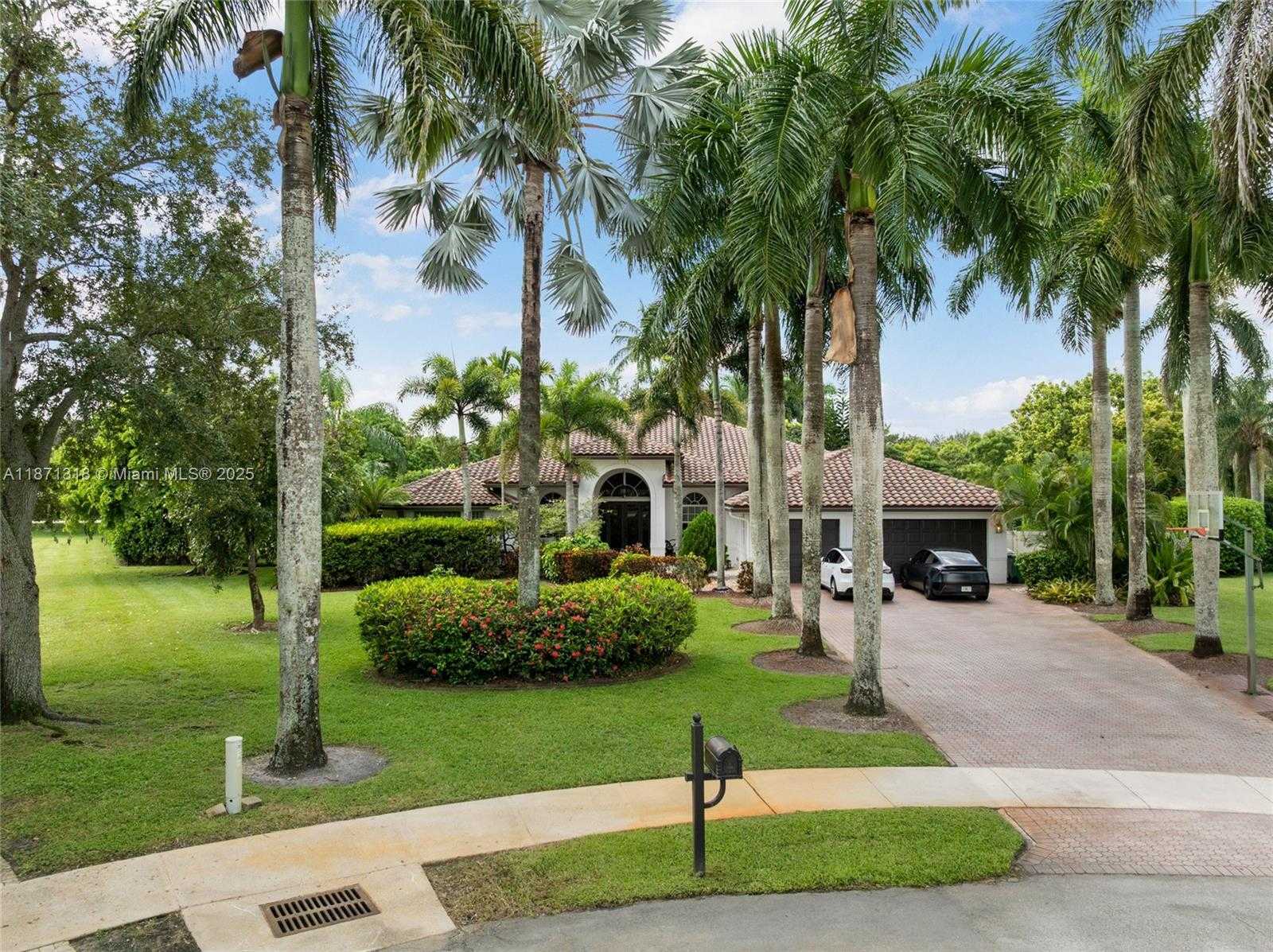 Small Image of 11174 SOUTH WEST 37TH MNR, Davie Number 44