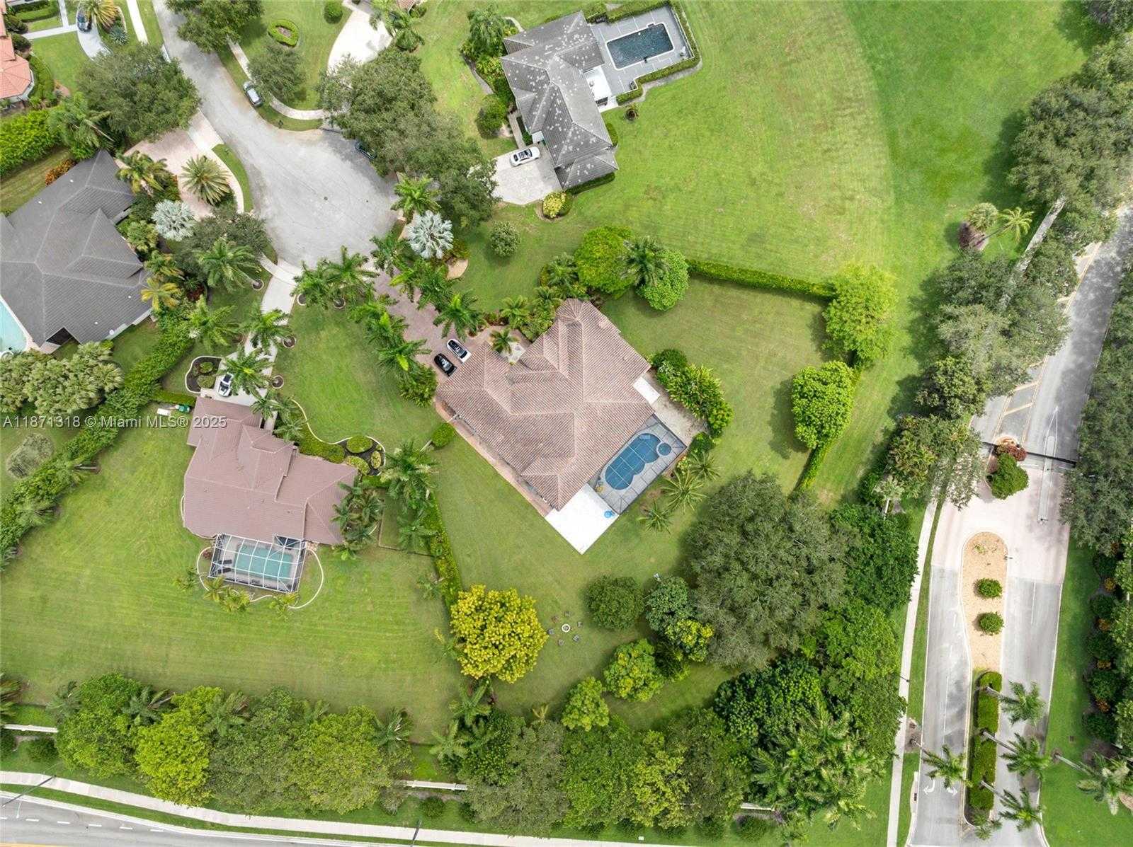 Small Image of 11174 SOUTH WEST 37TH MNR, Davie Number 51