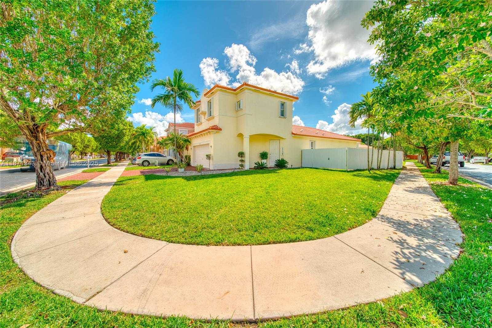 Small Image of 2101 NORTH EAST 37TH TER, Homestead Number 2