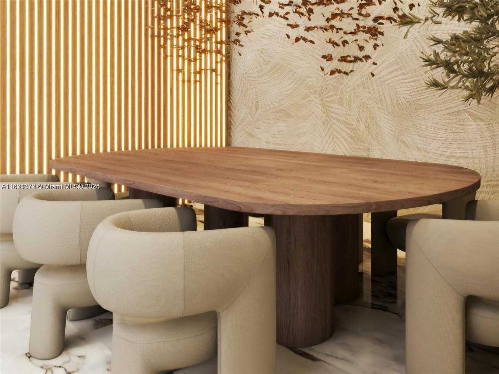 Small Image of 910 NORTH VENETIAN DR, Miami Beach Number 10