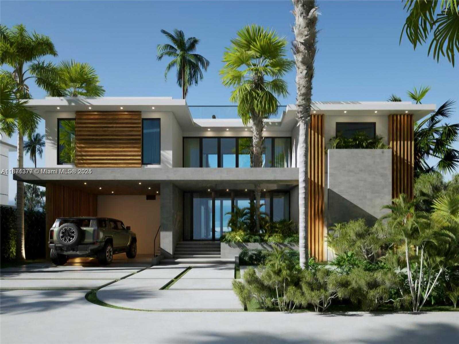 Small Image of 910 NORTH VENETIAN DR, Miami Beach Number 2