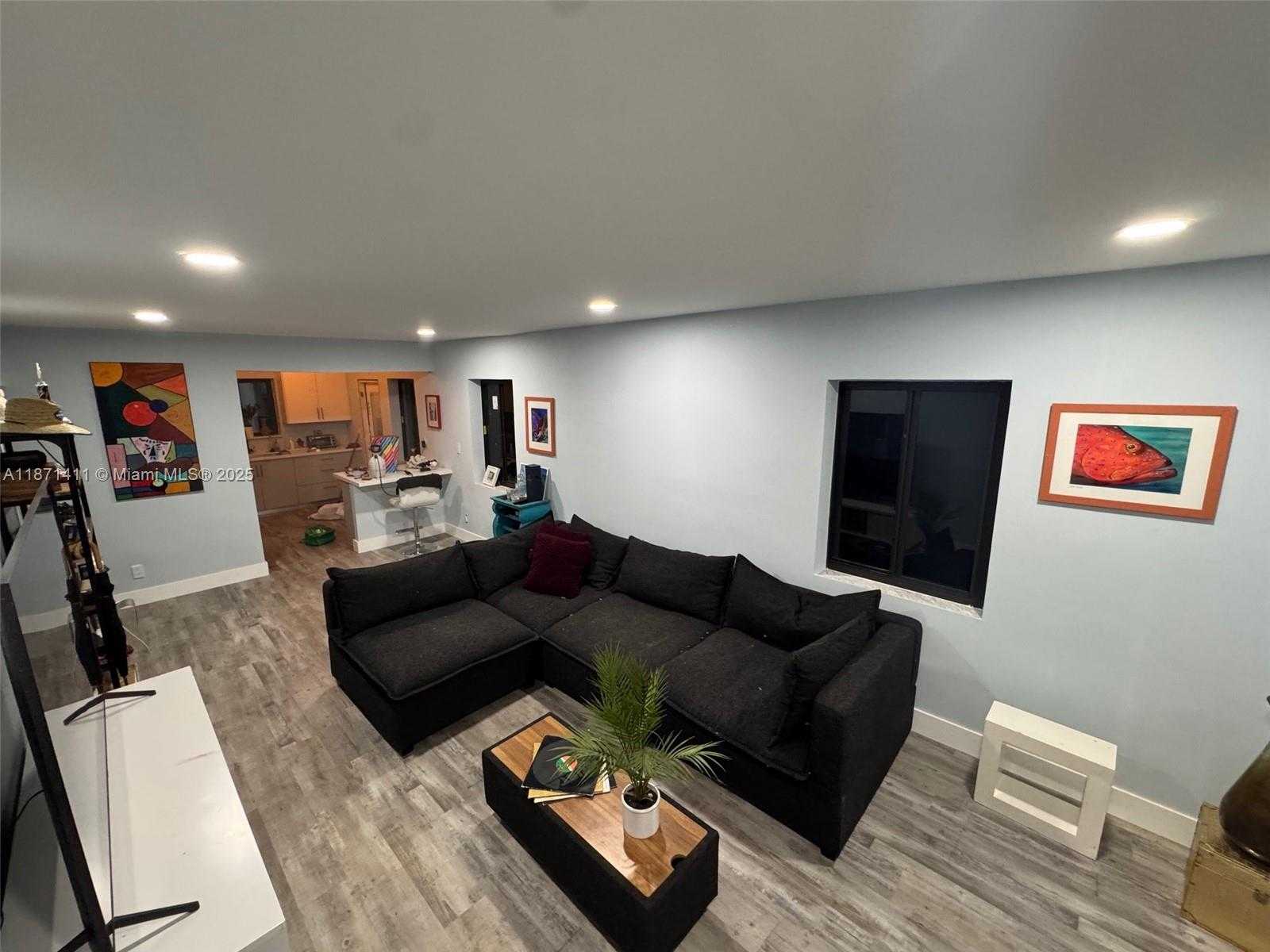 Small Image of 440 EAST 37TH ST, Hialeah Number 7