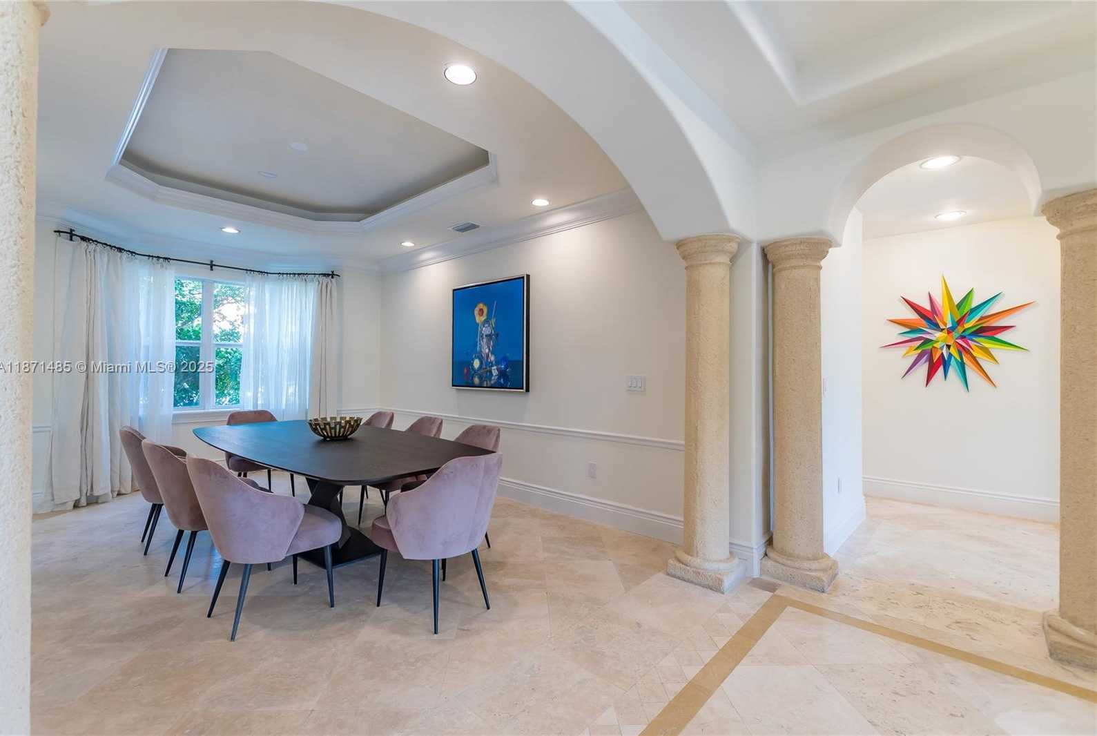 Small Image of 104 PALOMA DR, Coral Gables Number 12