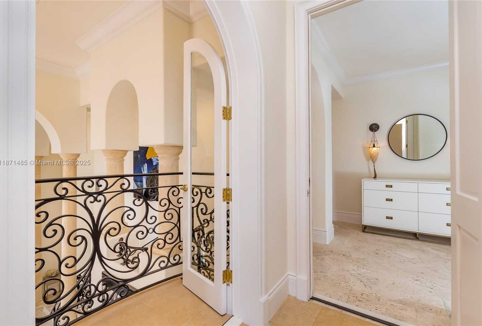 Small Image of 104 PALOMA DR, Coral Gables Number 17