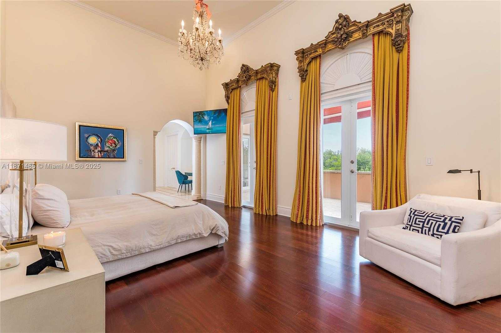 Small Image of 104 PALOMA DR, Coral Gables Number 18