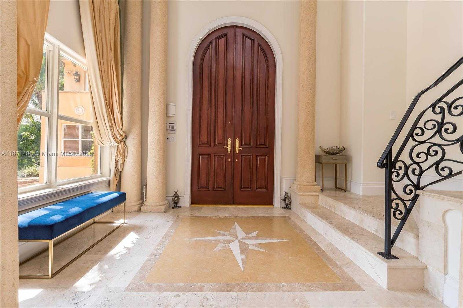 Small Image of 104 PALOMA DR, Coral Gables Number 27