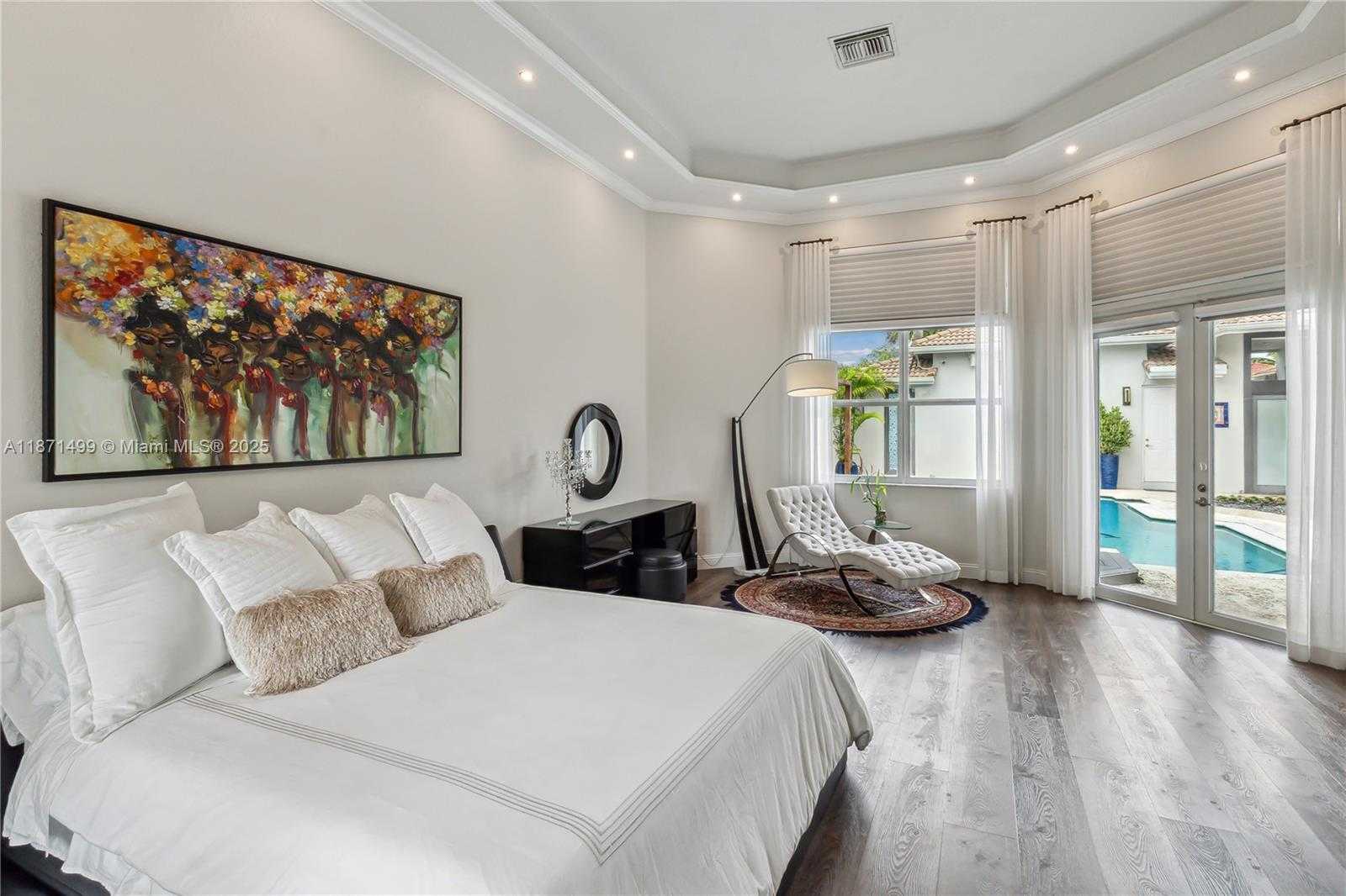 Small Image of 1371 VICTORIA ISLE DR, Weston Number 15