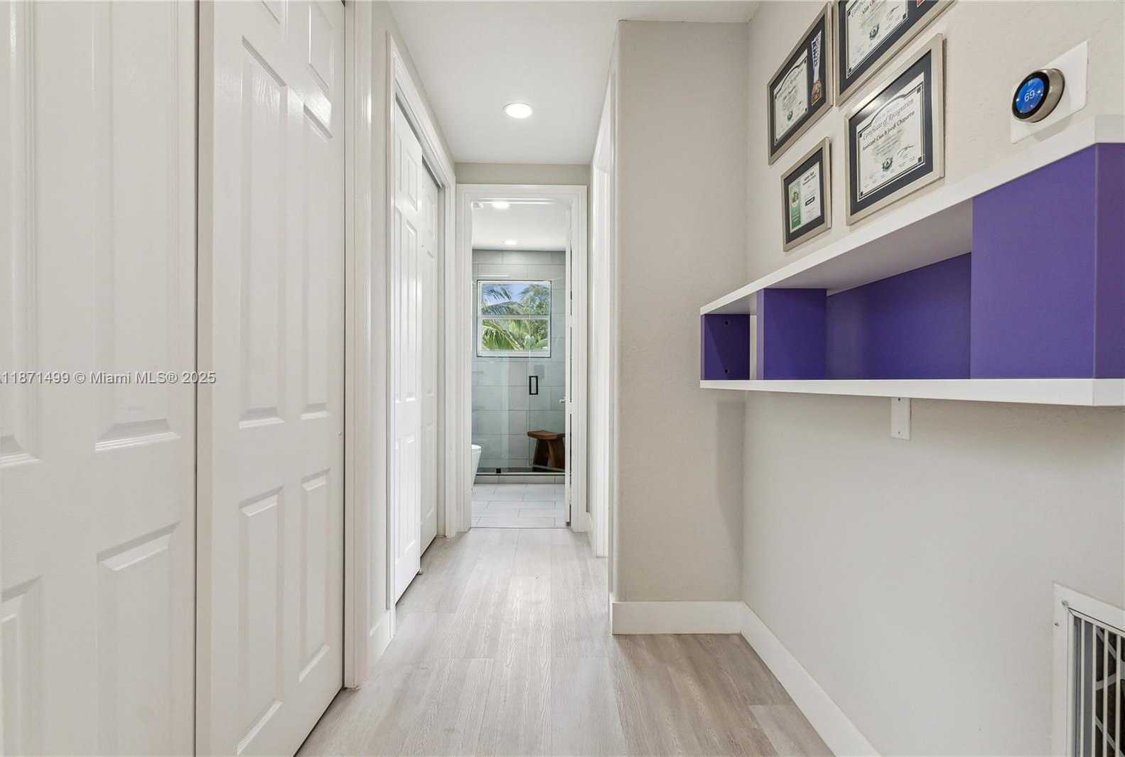 Small Image of 1371 VICTORIA ISLE DR, Weston Number 28