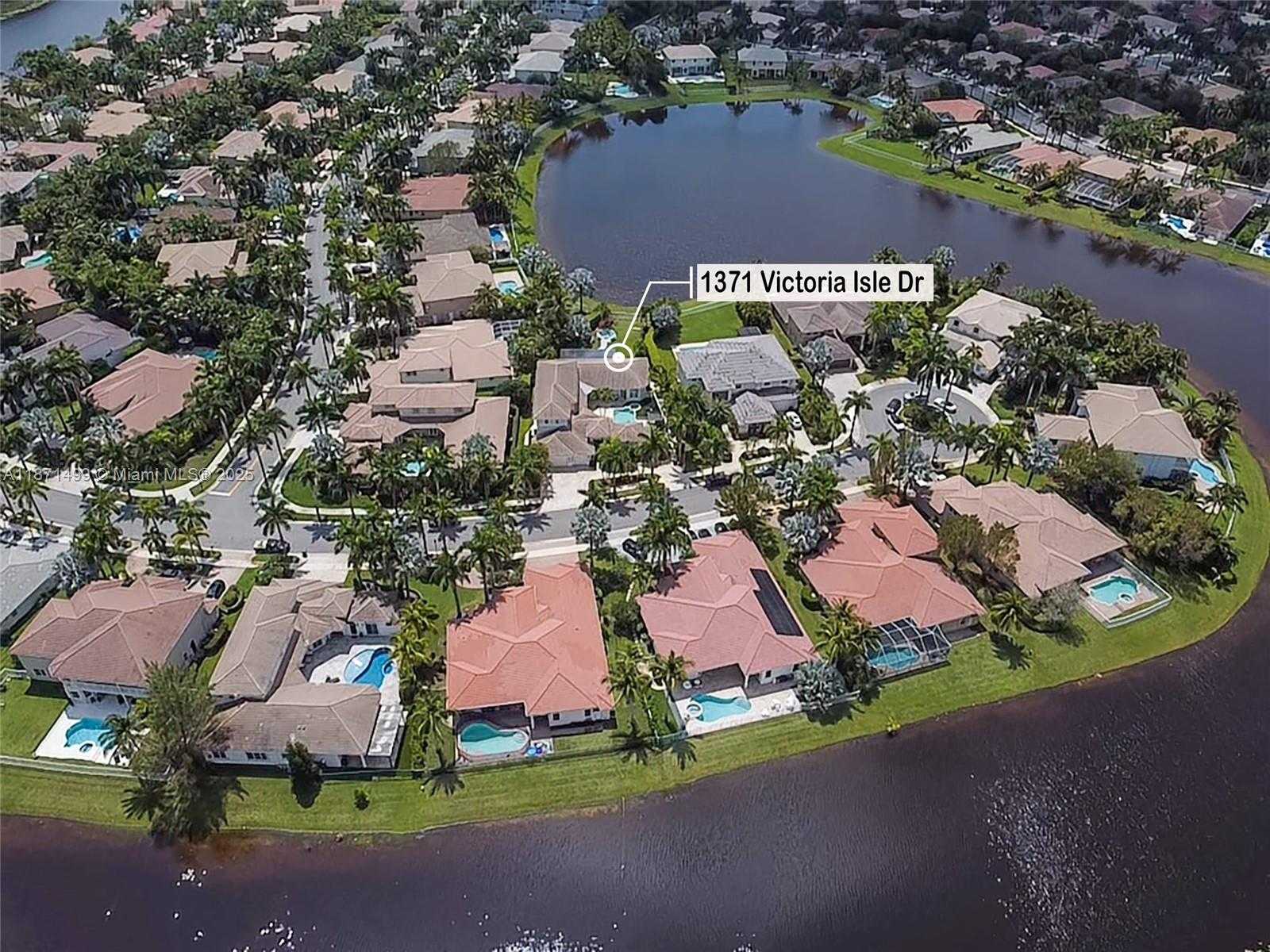 Small Image of 1371 VICTORIA ISLE DR, Weston Number 36