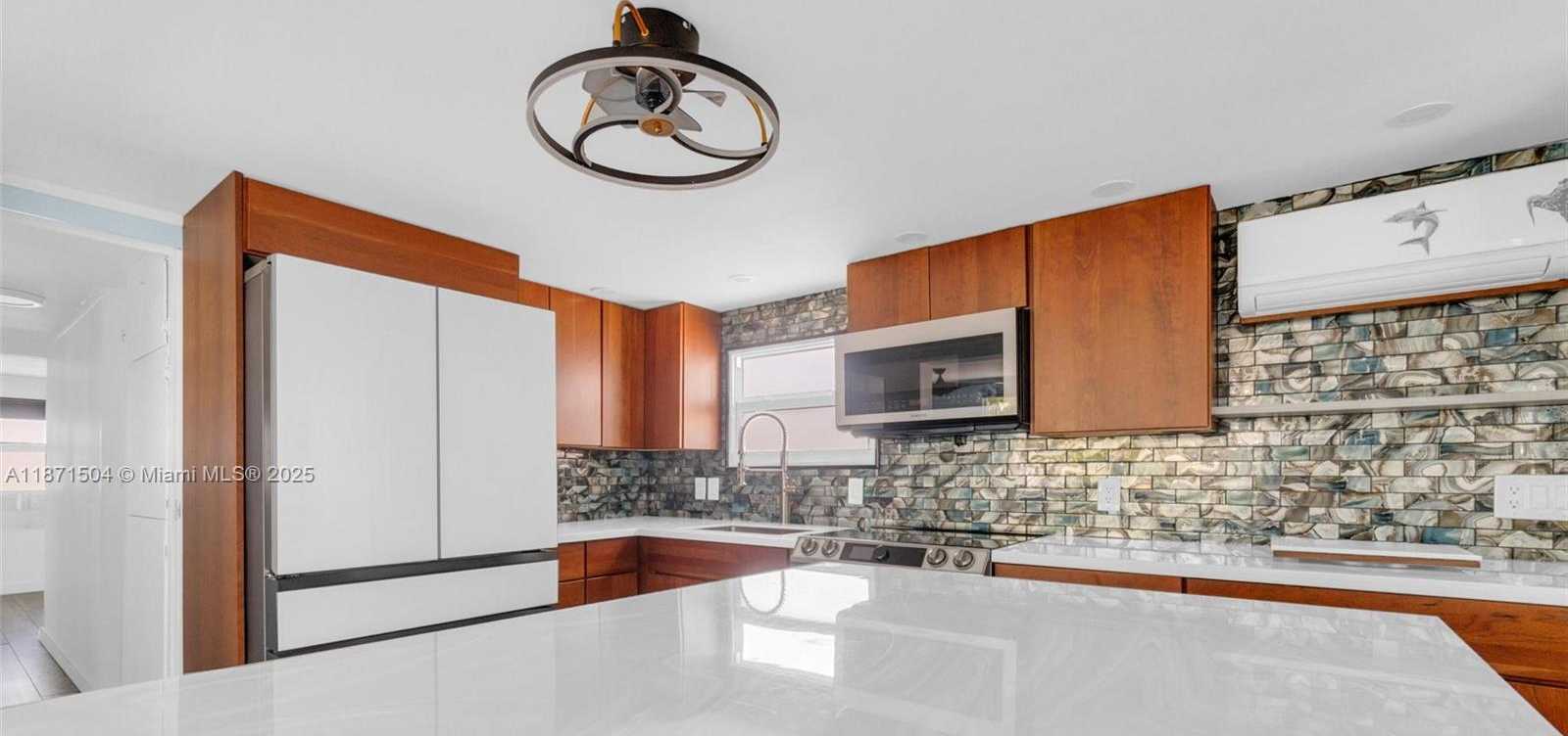 Small Image of 204 FLAMINGO DR, Briny Breezes Number 14