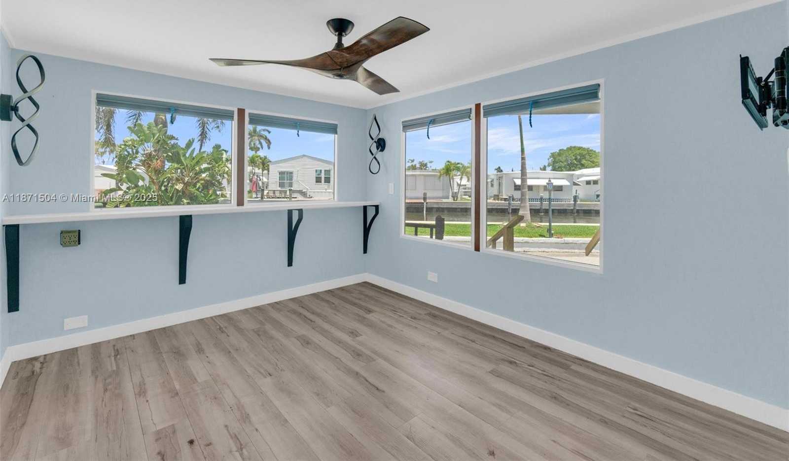 Small Image of 204 FLAMINGO DR, Briny Breezes Number 21
