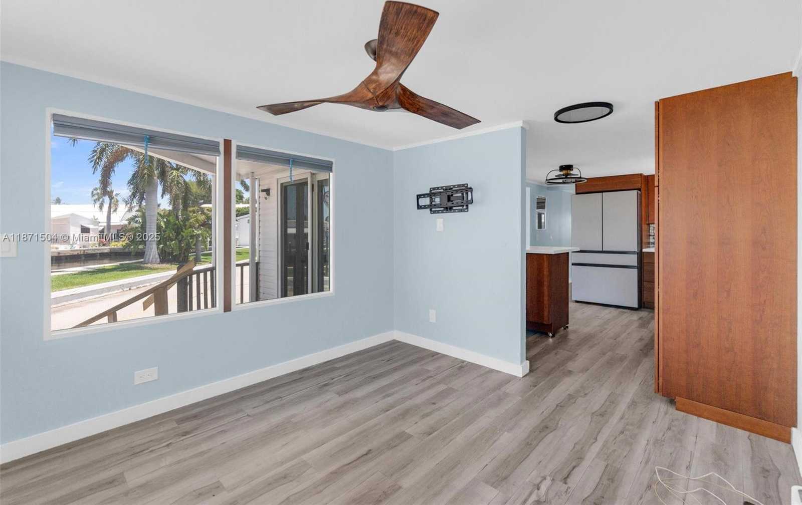 Small Image of 204 FLAMINGO DR, Briny Breezes Number 25