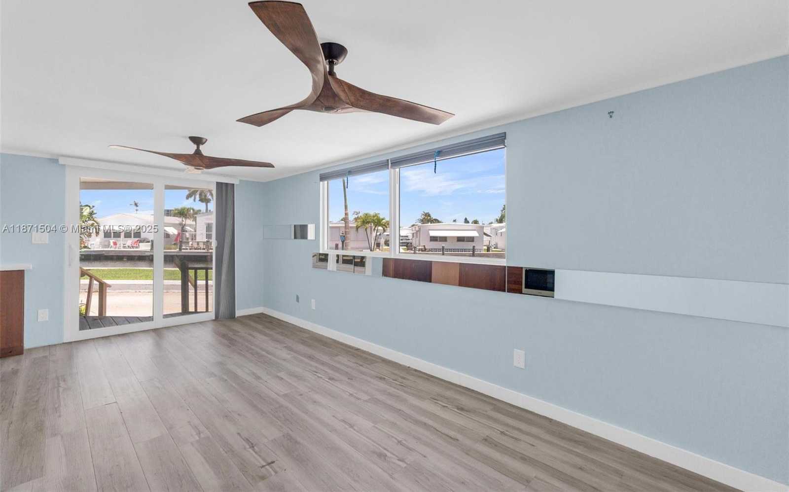 Small Image of 204 FLAMINGO DR, Briny Breezes Number 29