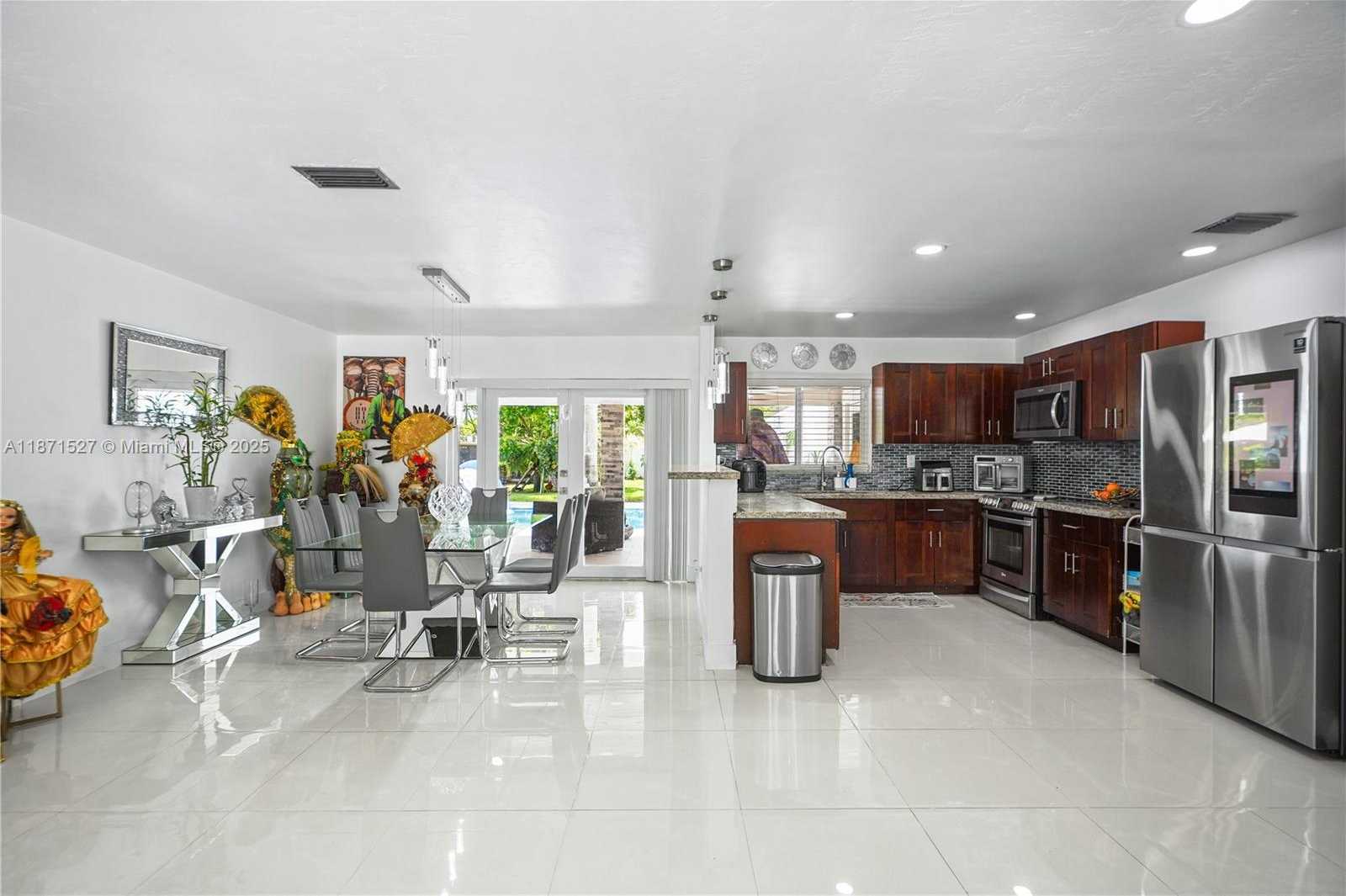 Small Image of 630 NORTH WEST 16TH ST, Homestead Number 23