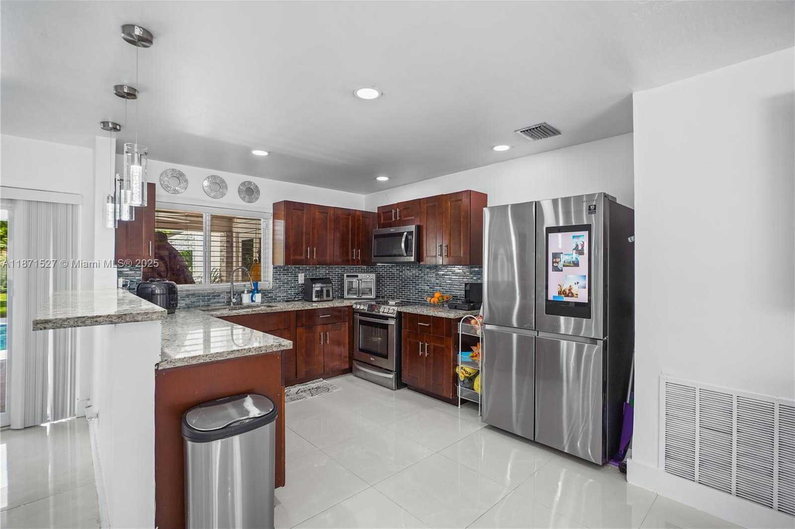 Small Image of 630 NORTH WEST 16TH ST, Homestead Number 24