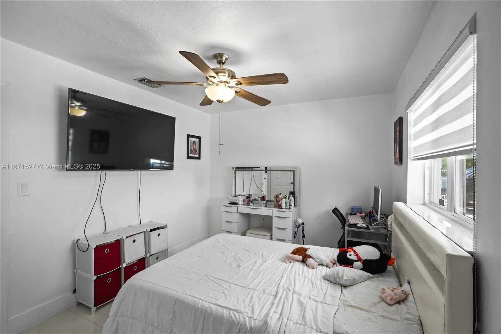 Small Image of 630 NORTH WEST 16TH ST, Homestead Number 5