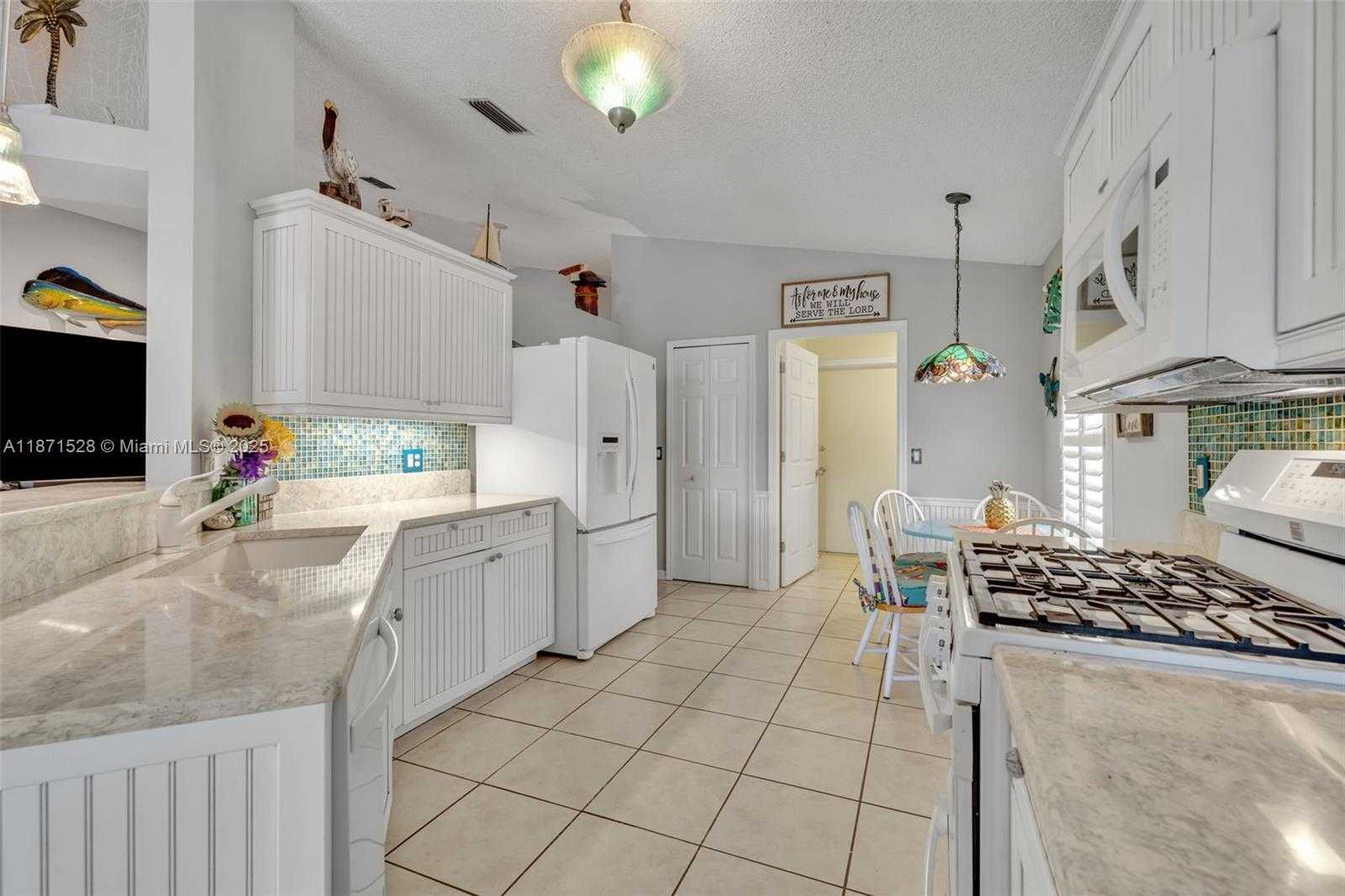 Small Image of 3122 CAUTHEN CREEK, Melbourne Number 14