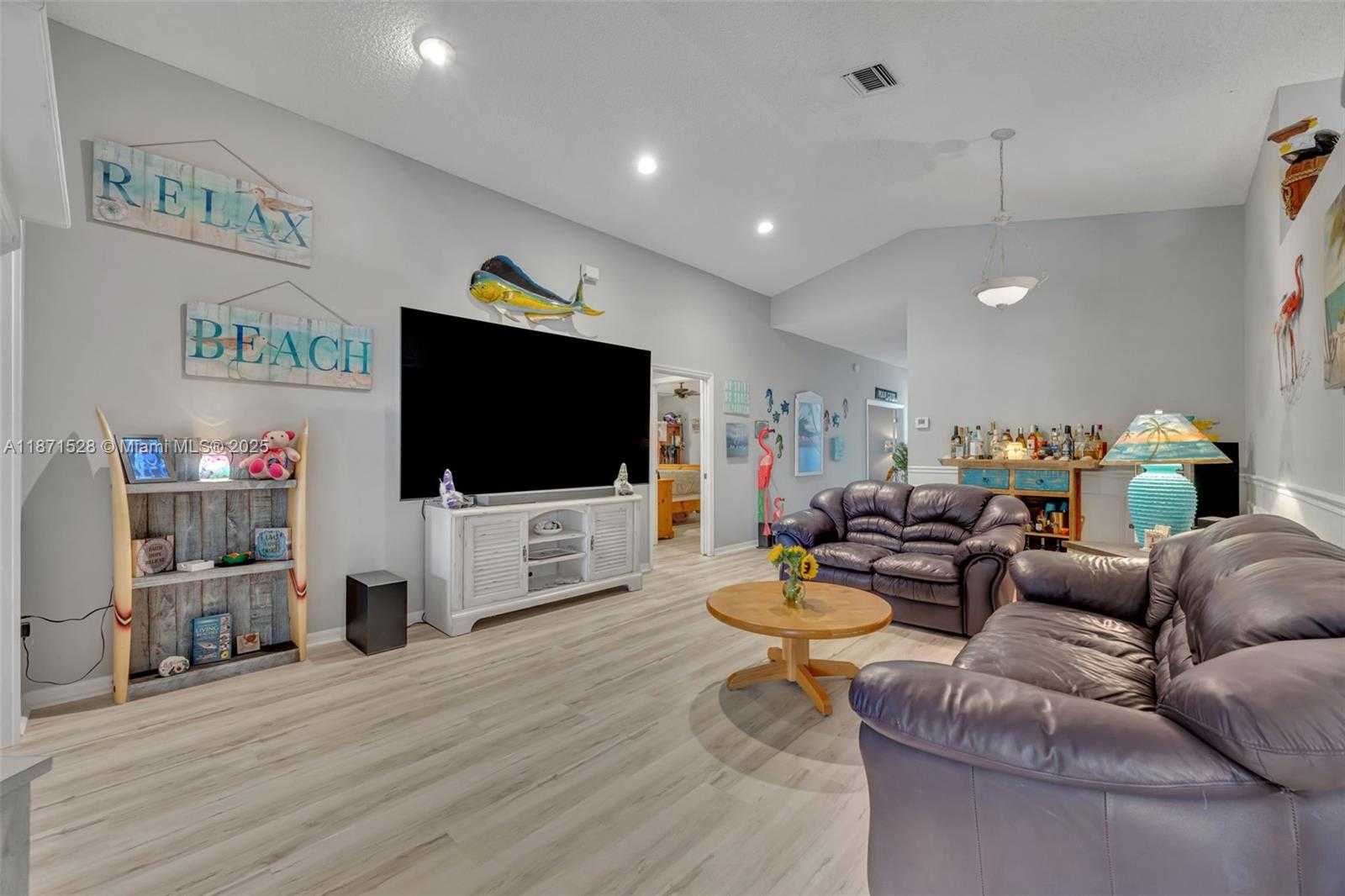 Small Image of 3122 CAUTHEN CREEK, Melbourne Number 4