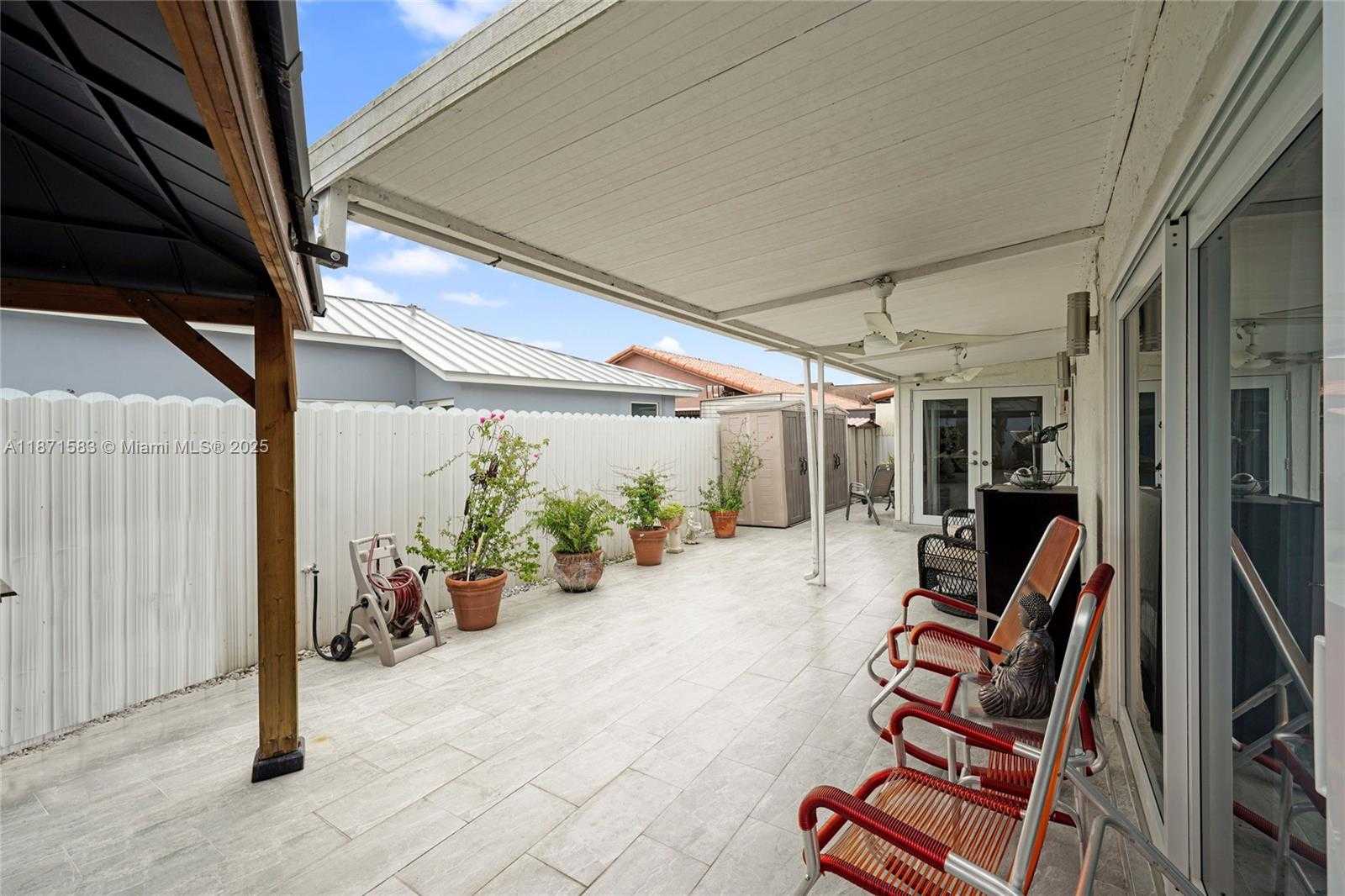 Small Image of 741 SOUTH WEST 99TH CT CIR, Miami Number 22