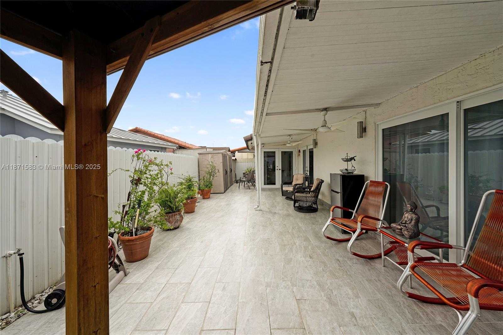 Small Image of 741 SOUTH WEST 99TH CT CIR, Miami Number 23
